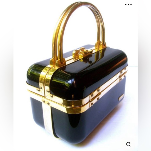 Baulotto Handbags - Baulotto Vintage Italian 1970s Black Purse🔥